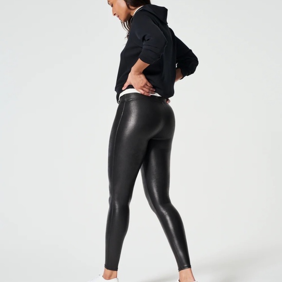 Spanx Faux Leather Black Leggings Size M - Picture 2 of 9